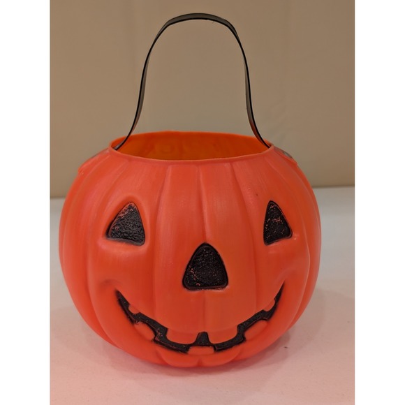 VTG AJ Benzi Halloween Trick or Treat Pumpkin Bucket Blow Mold Witch Decor 800 - Picture 1 of 4